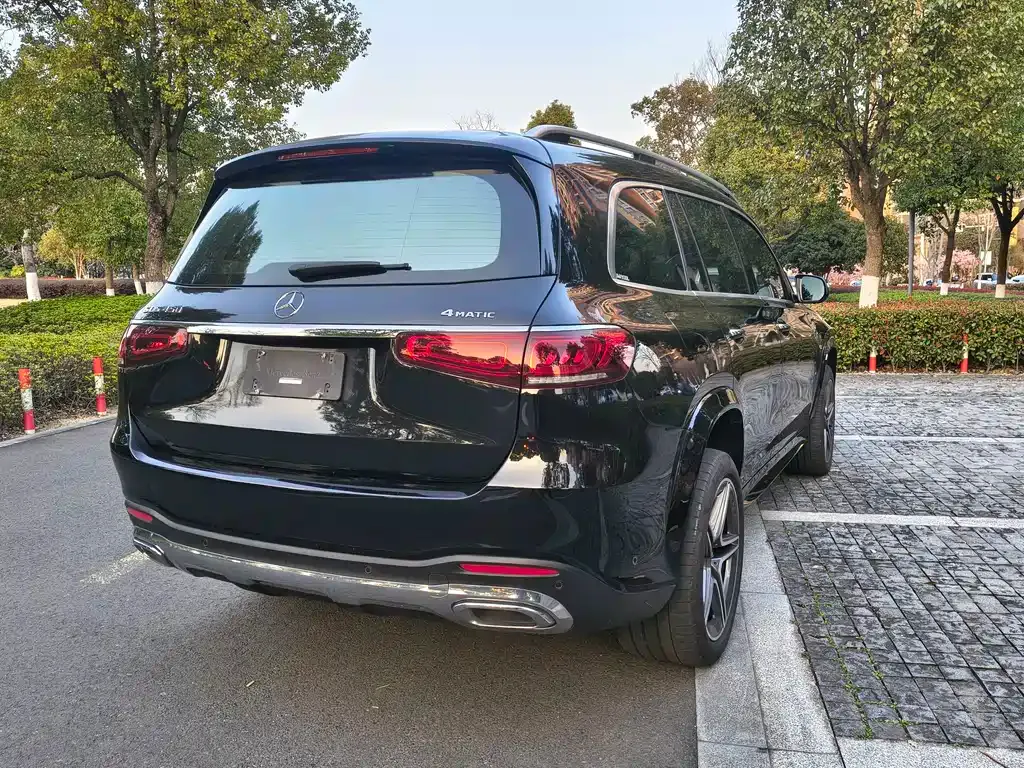 Mercedes-Benz GLS — фото 4