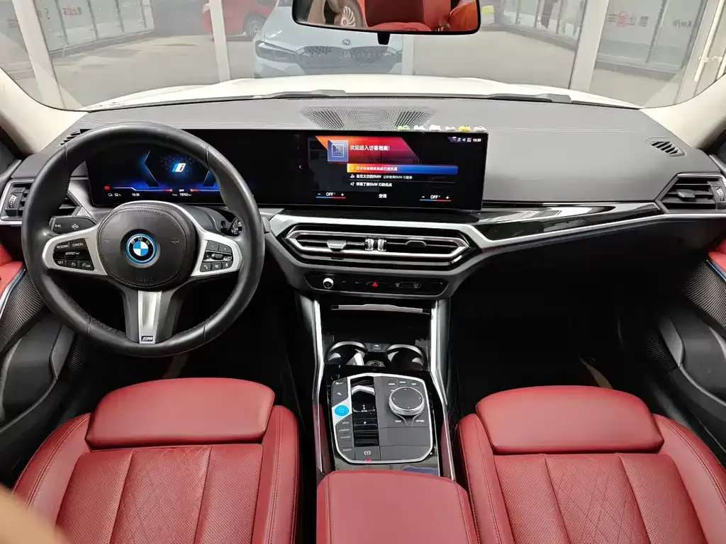 BMW i3 — фото 8