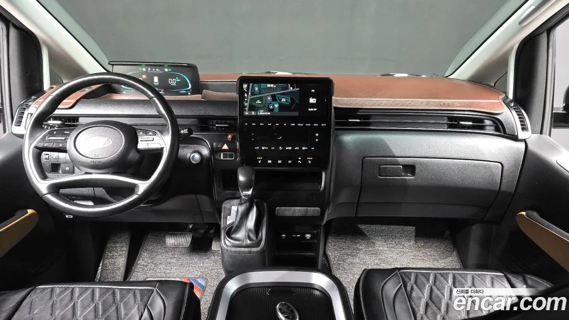 Hyundai Staria — фото 8