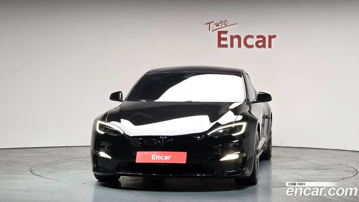 Tesla Model S — фото 3