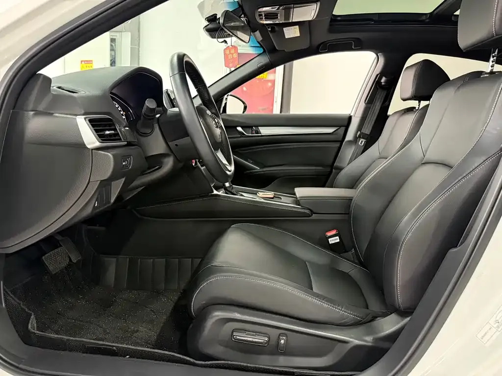Honda Inspire — фото 10