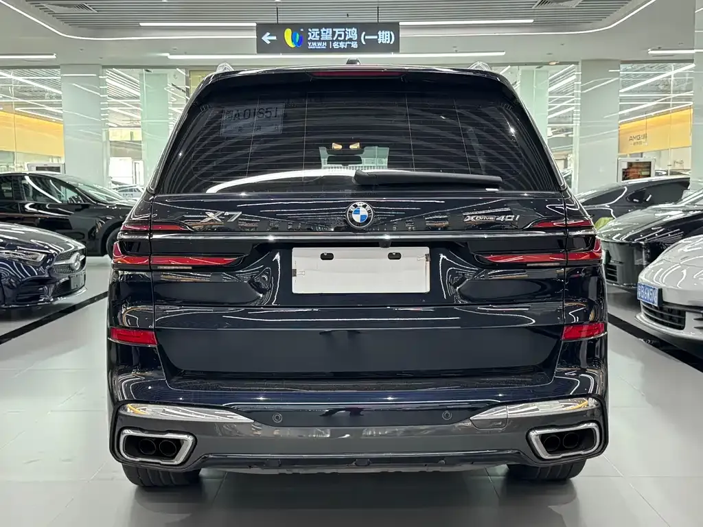 BMW X7 — фото 5