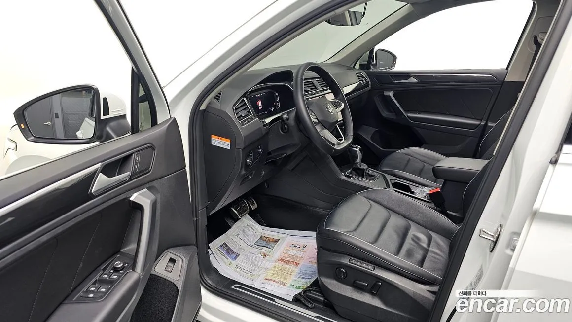 Volkswagen Tiguan — фото 6