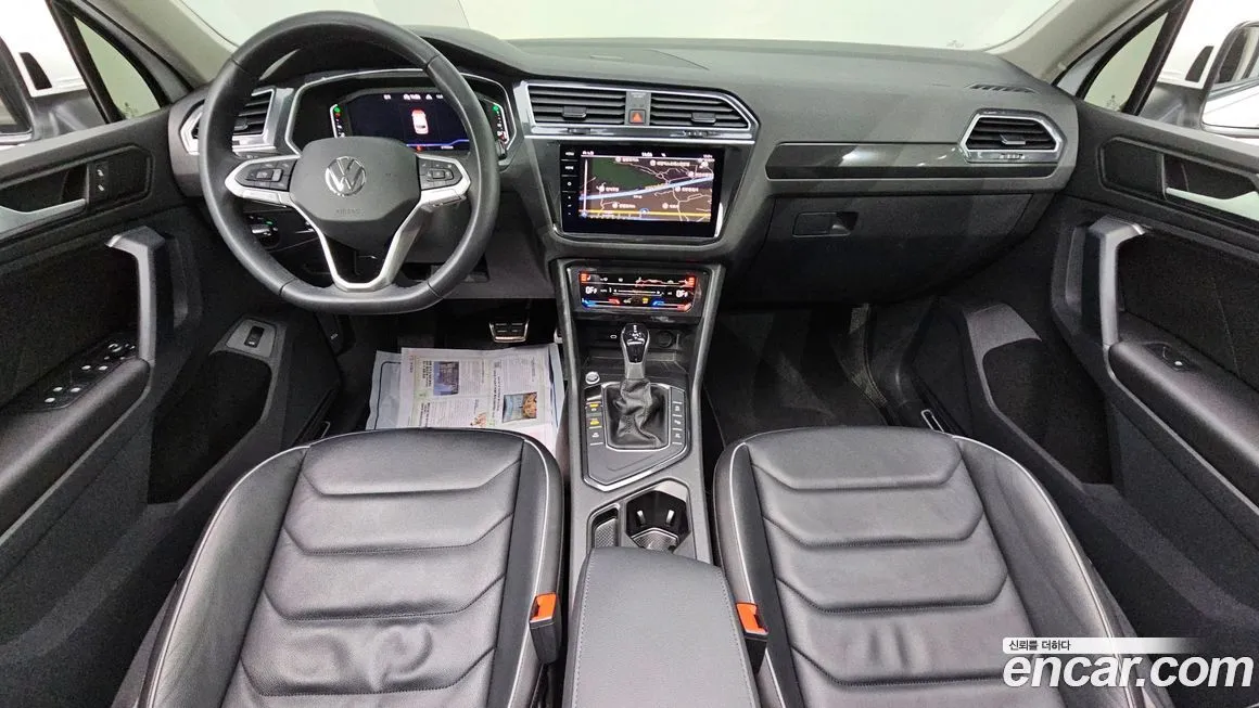 Volkswagen Tiguan — фото 9