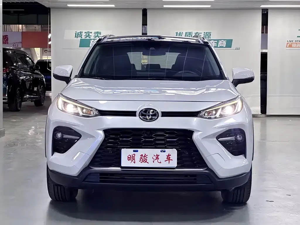 Toyota Wildlander — фото 2