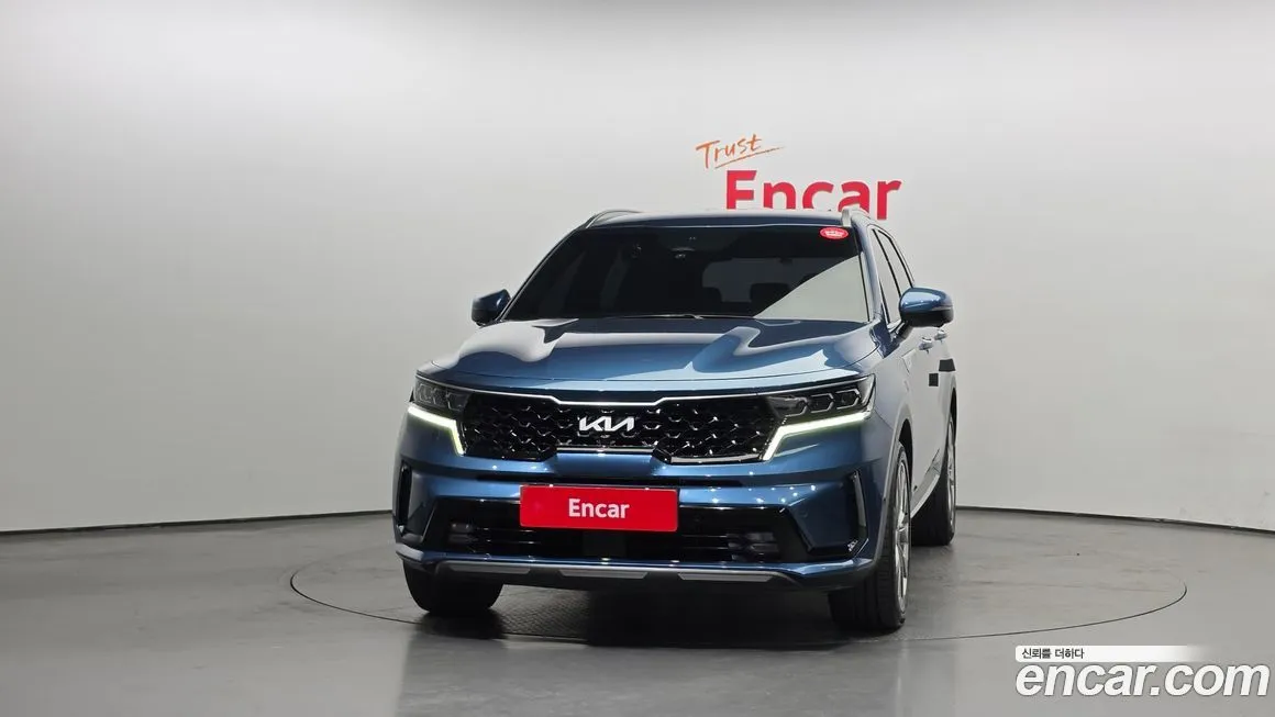 Kia Sorento — фото 5