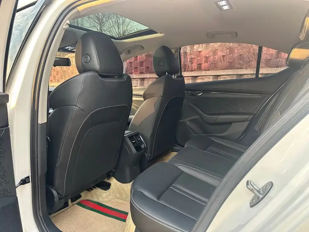 Skoda Octavia — фото 3