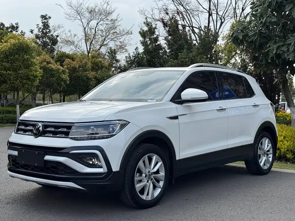 Volkswagen T-Cross — фото 1