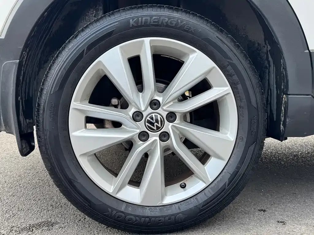 Volkswagen T-Cross — фото 7