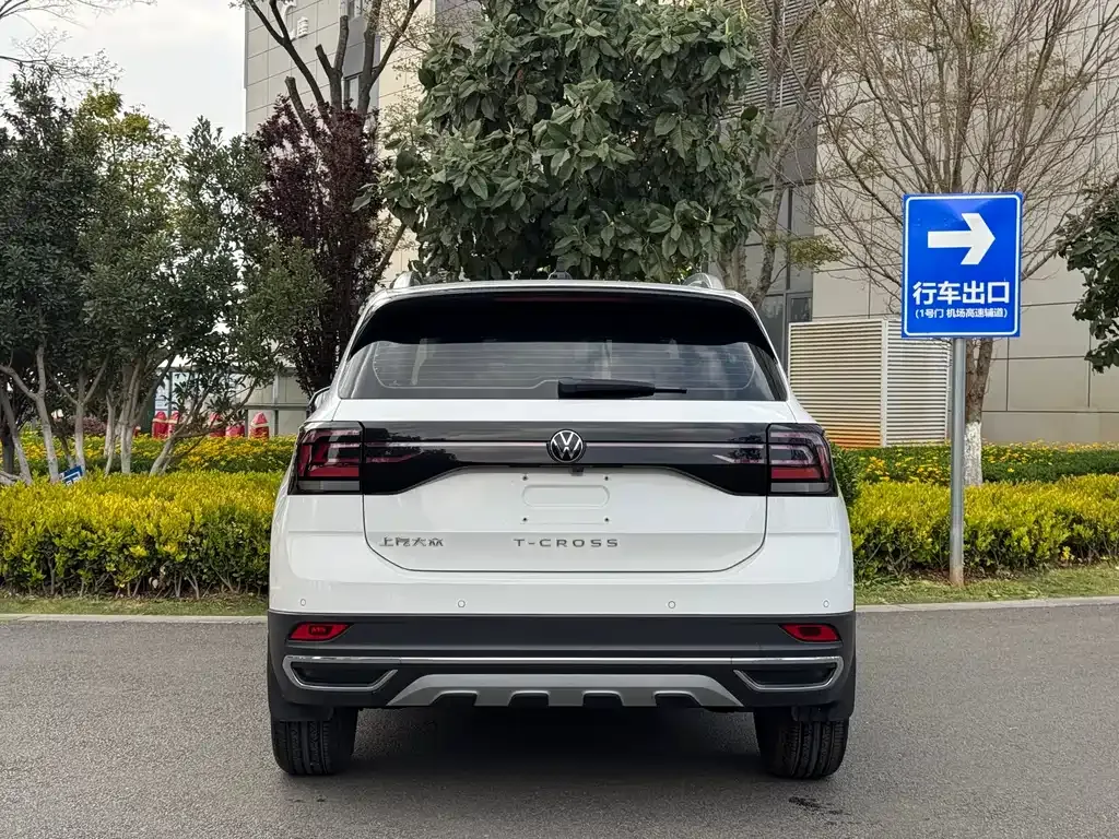 Volkswagen T-Cross — фото 5