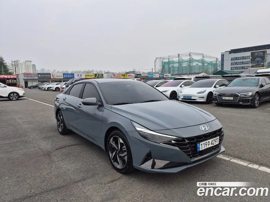 Hyundai AVANTE — фото 3
