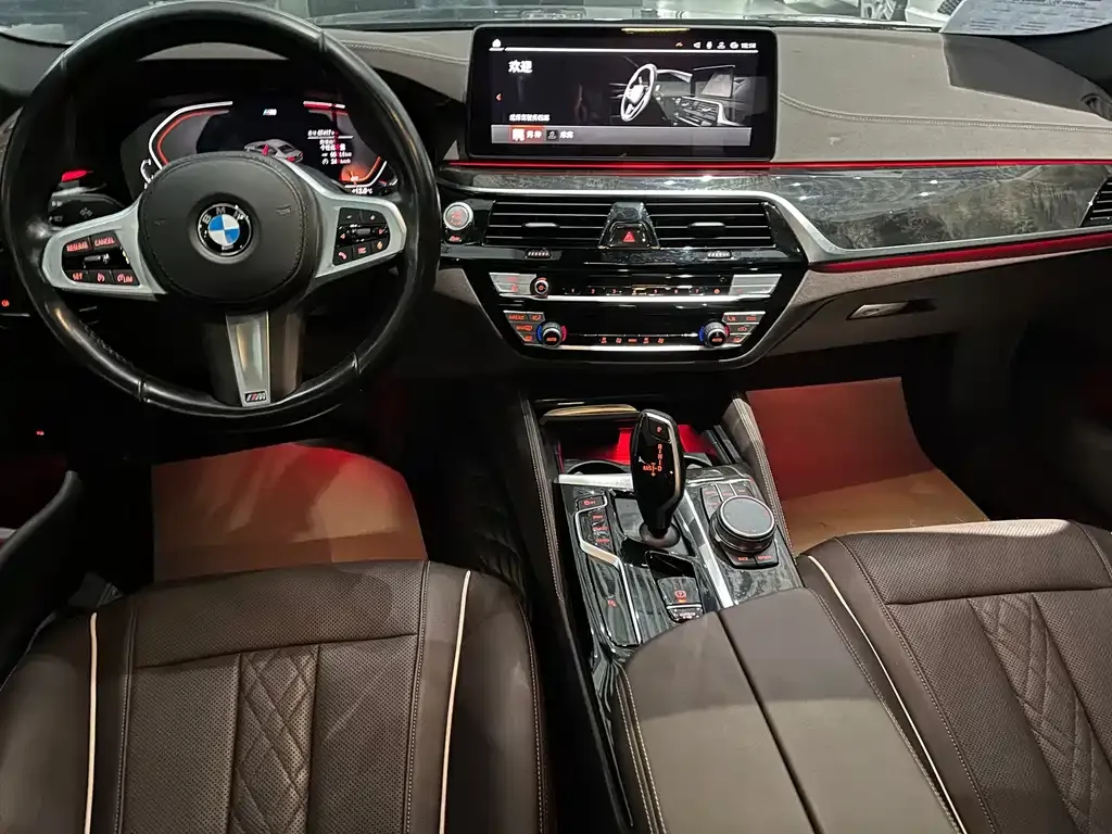 BMW 5 Series — фото 4
