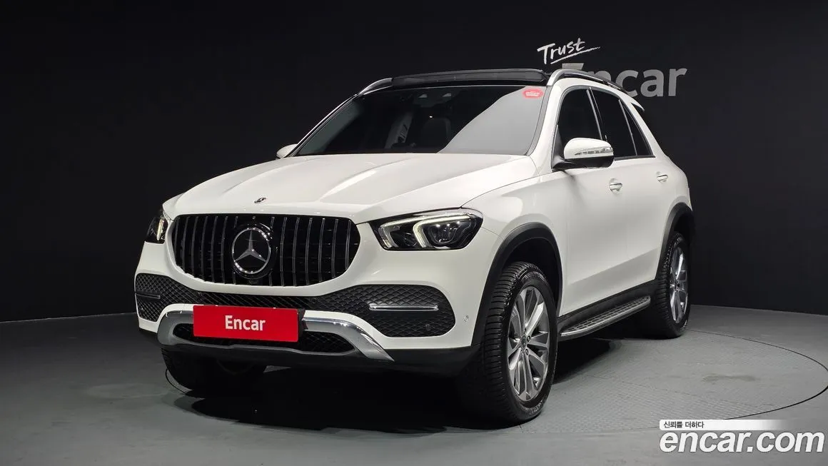 Mercedes-Benz GLE-Class — фото 1