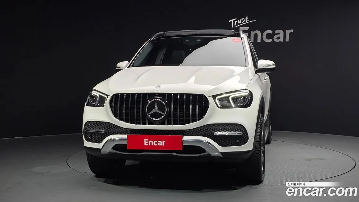 Mercedes-Benz GLE-Class — фото 7