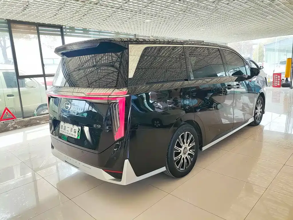 GAC Motor Trumpchi E9 — фото 3