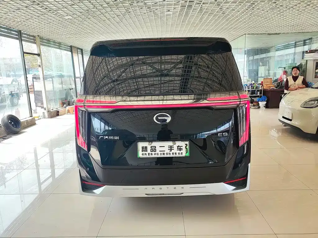 GAC Motor Trumpchi E9 — фото 8