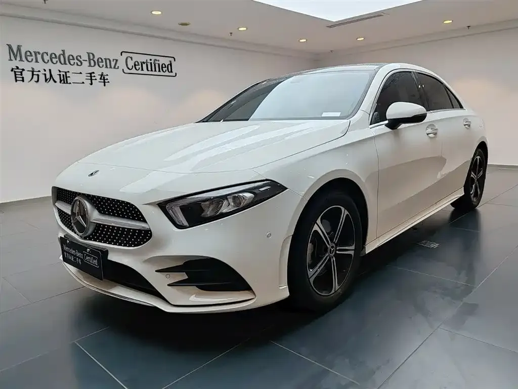 Mercedes-Benz A-Class — фото 1