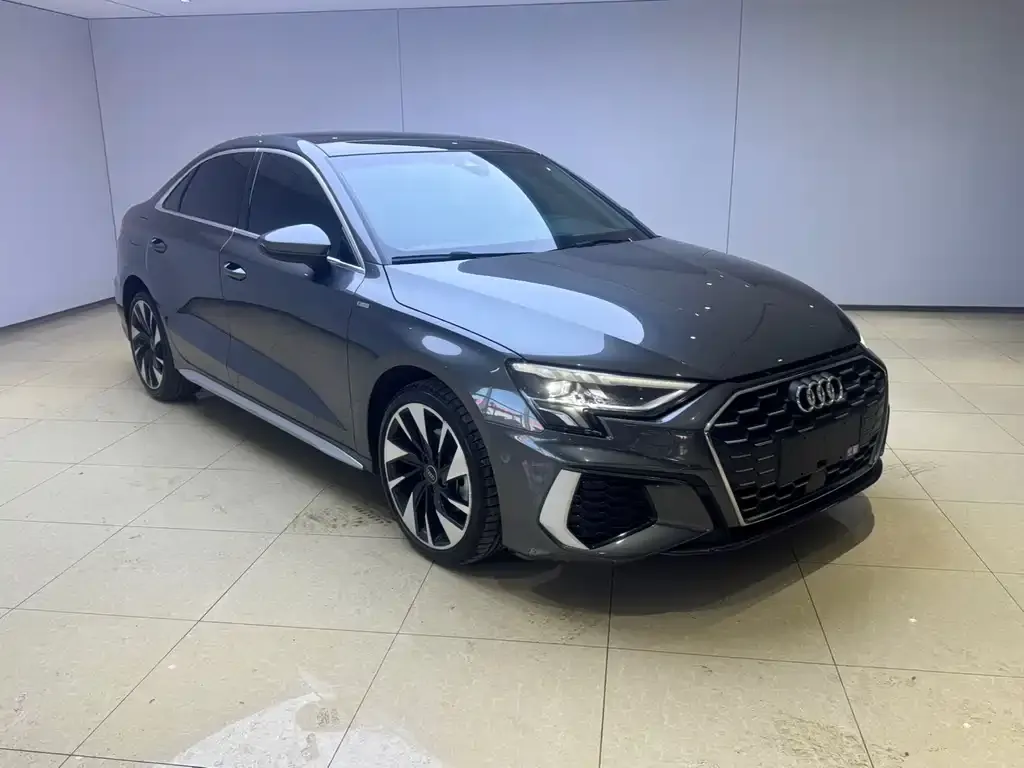 Audi A3 — фото 2