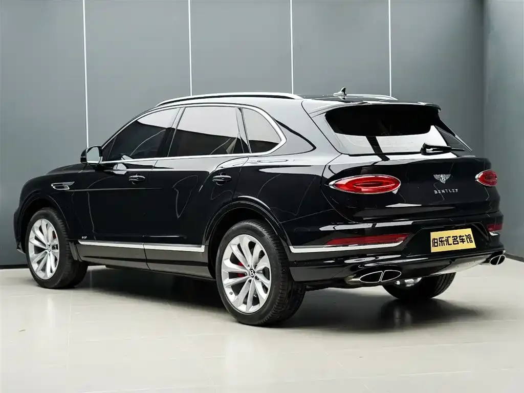 Bentley Bentayga — фото 5