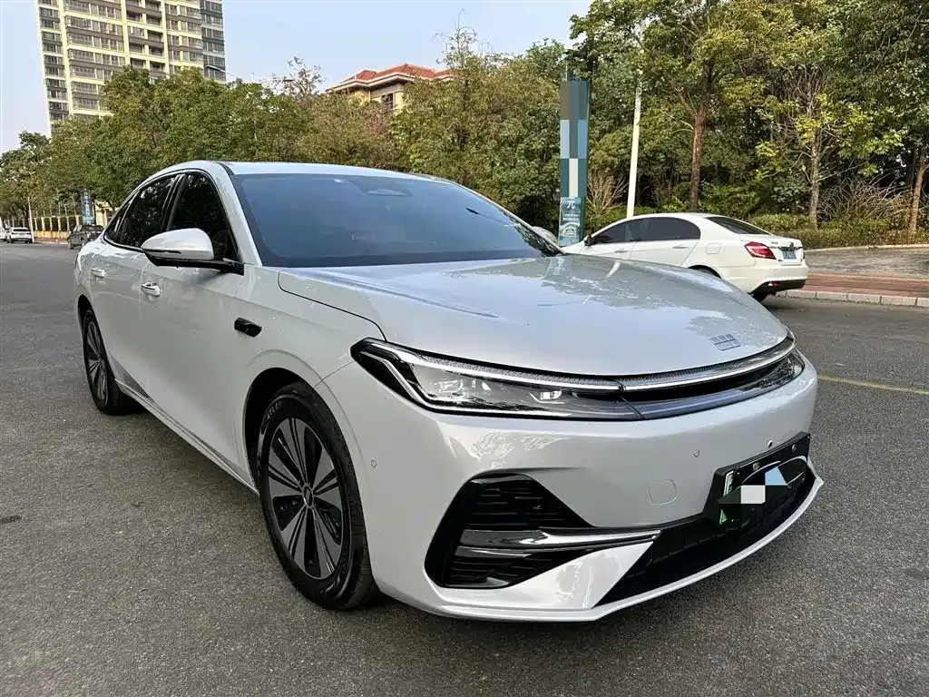 Geely 银河A7 EM — фото 8