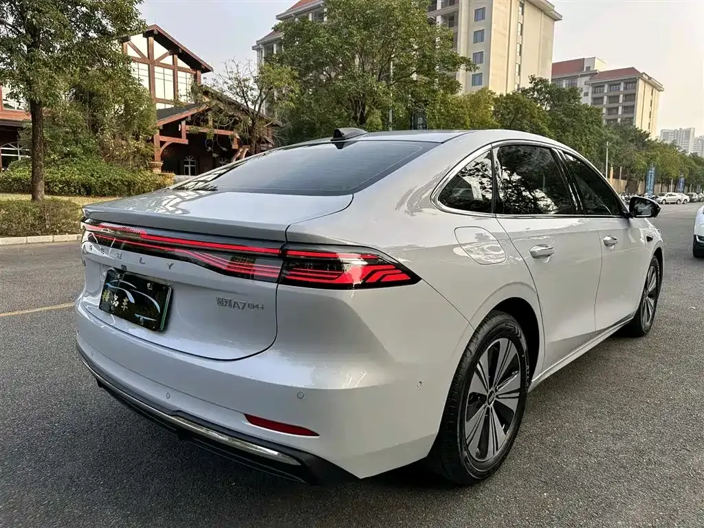 Geely 银河A7 EM — фото 7