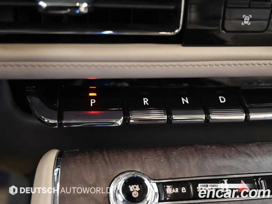 Lincoln Aviator — фото 10