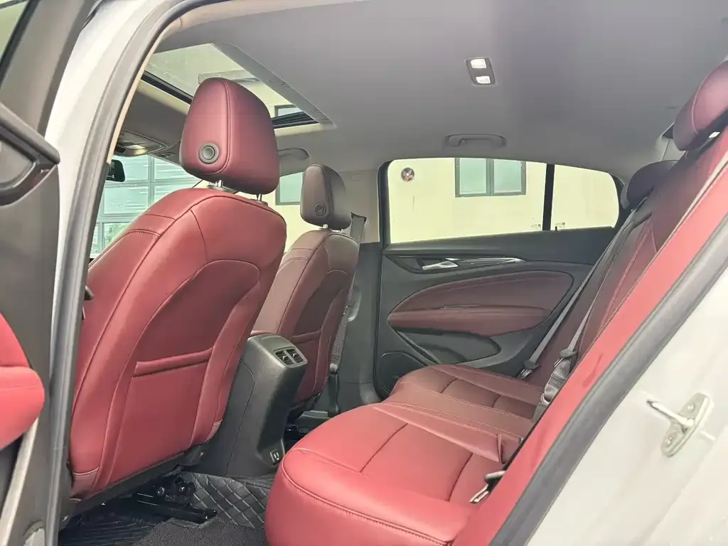 Buick Regal — фото 8