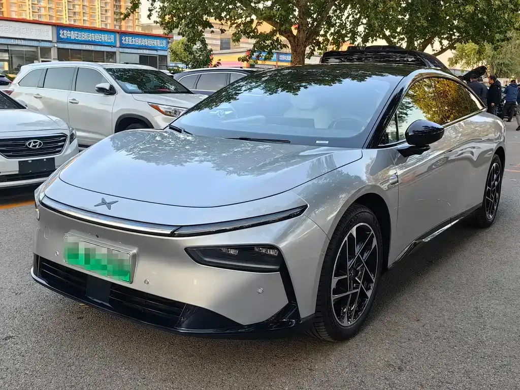XPeng P7+ — фото 1