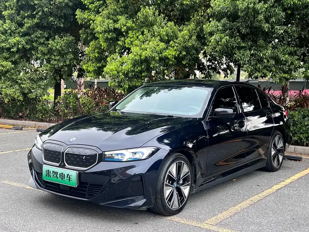 BMW i3 — фото 1