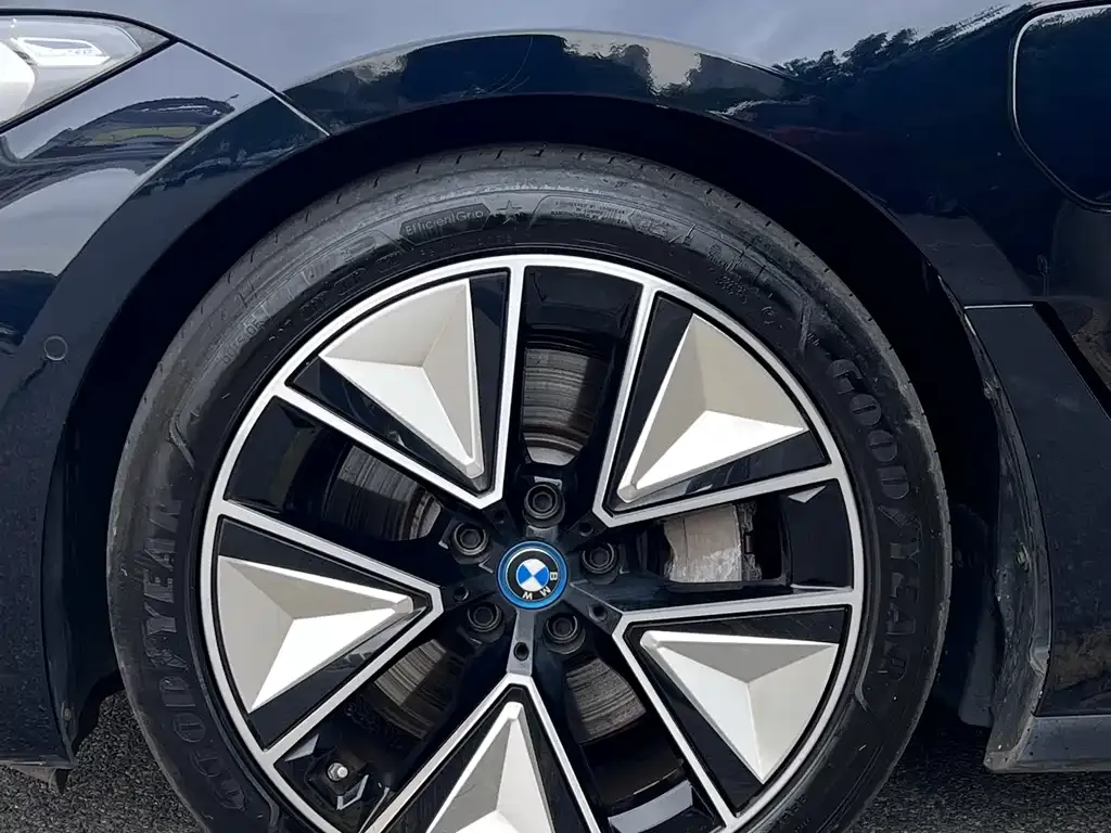 BMW i3 — фото 3