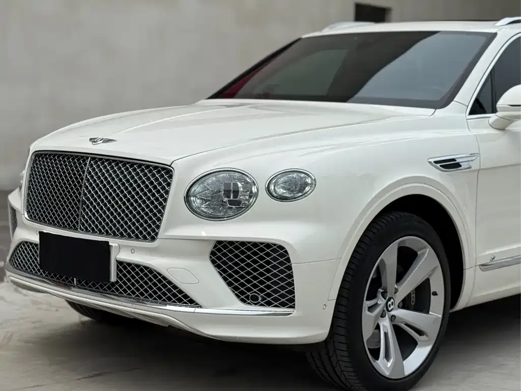 Bentley Bentayga — фото 6