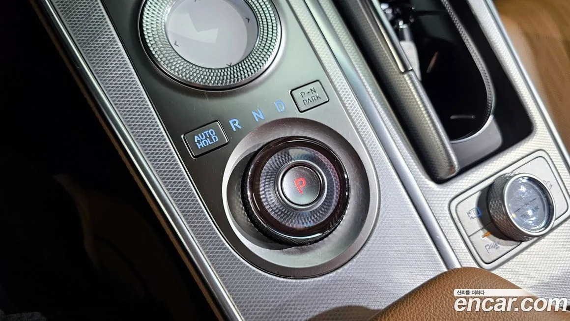Genesis GV80 — фото 10