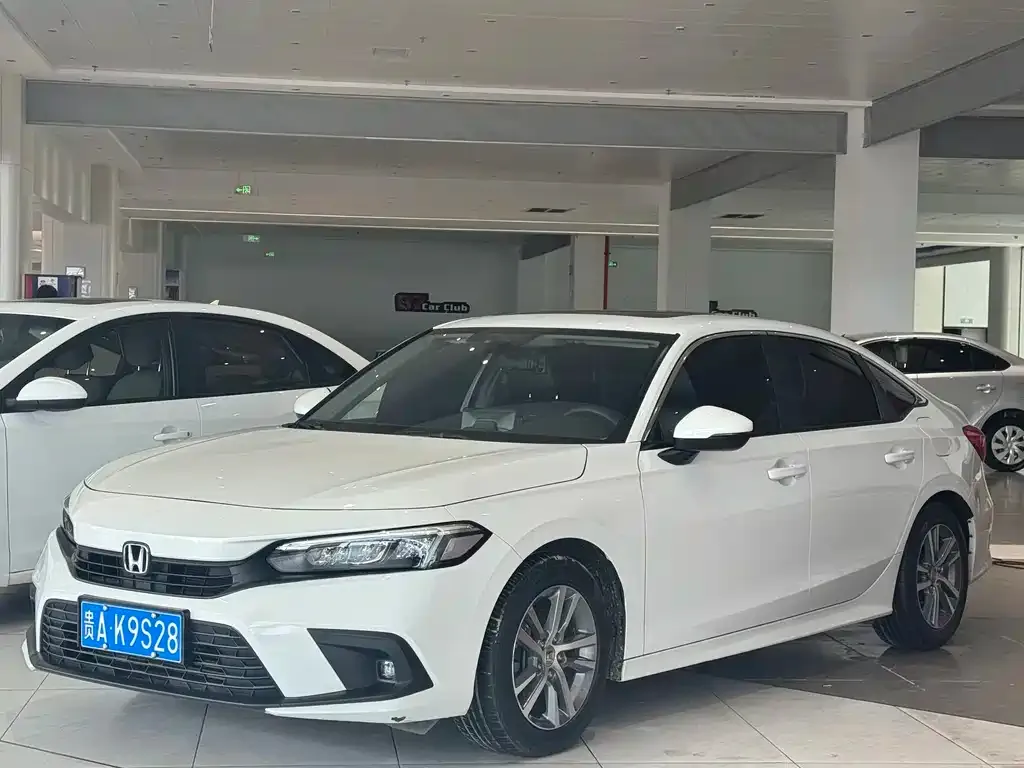 Honda Civic — фото 1