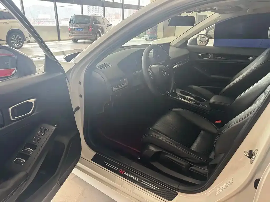 Honda Civic — фото 9