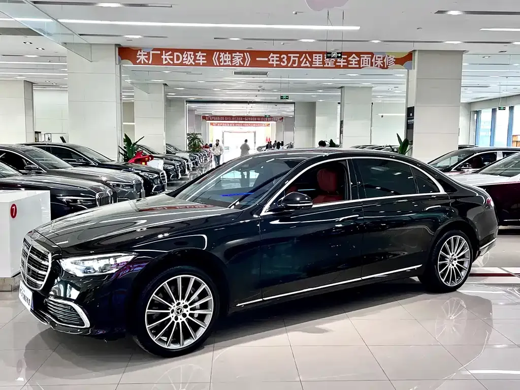 Mercedes-Benz S-Class — фото 1