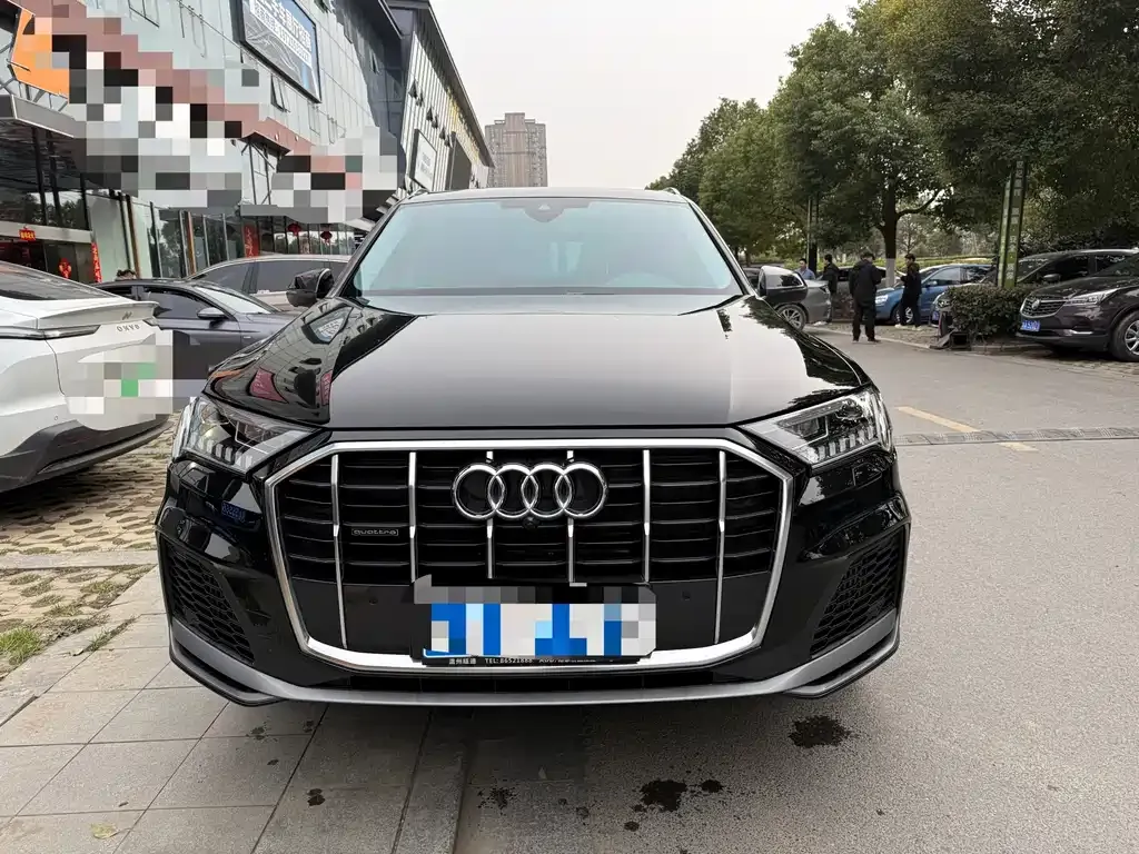 Audi Q7 — фото 4