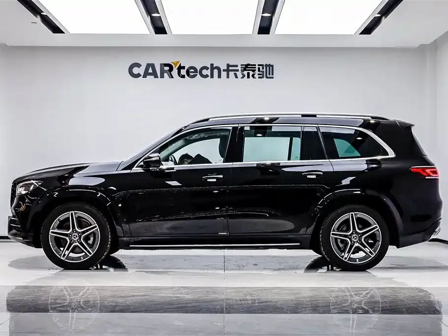 Mercedes-Benz GLS — фото 9