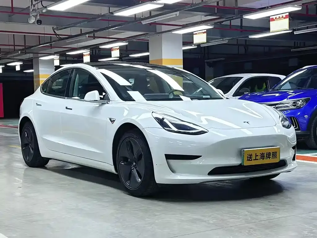 Tesla Model 3 — фото 2