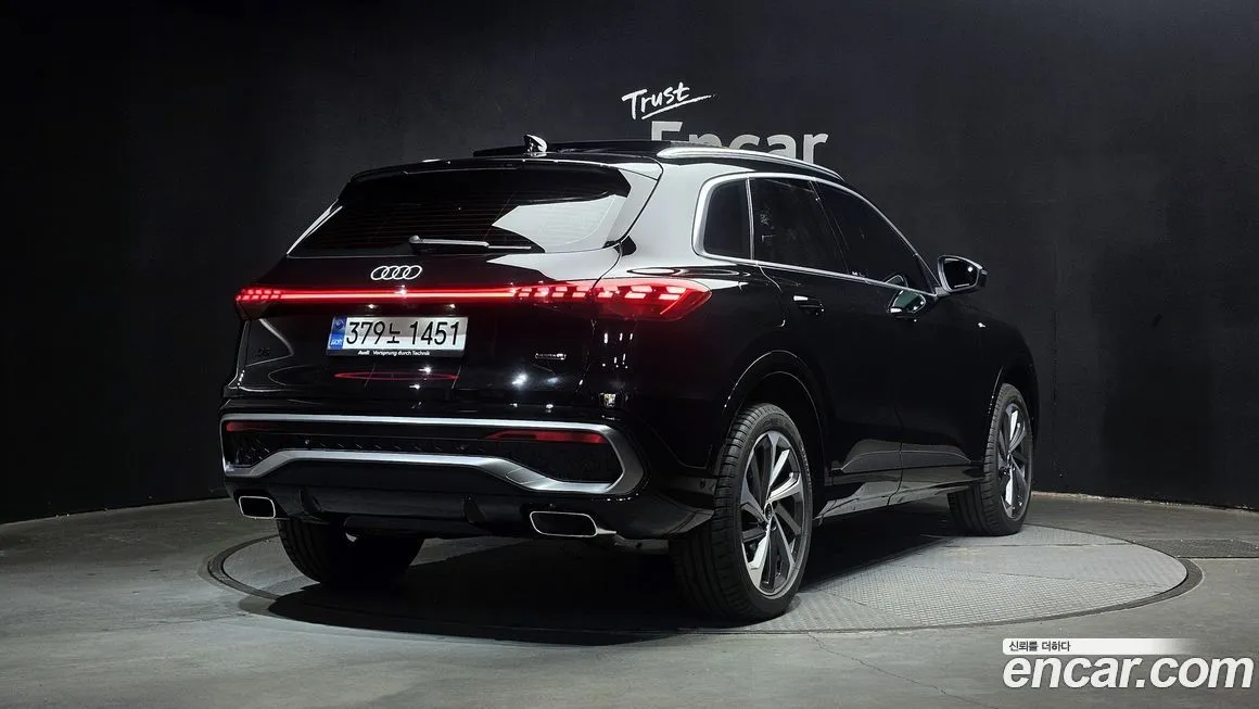 Audi Q5 — фото 3