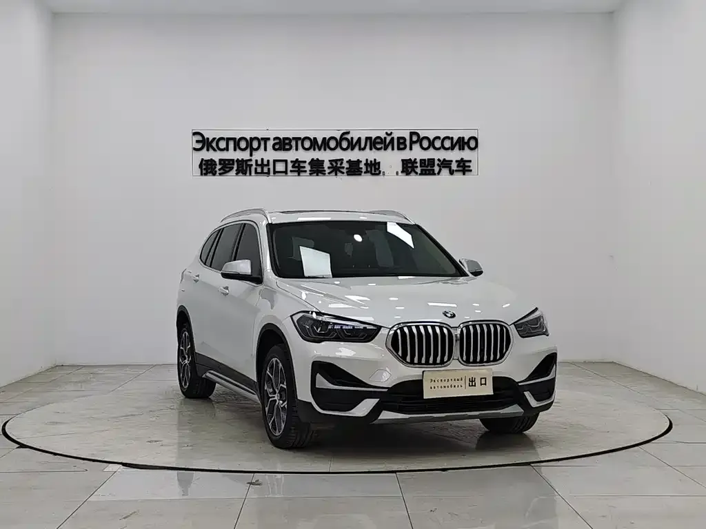 BMW X1 — фото 10