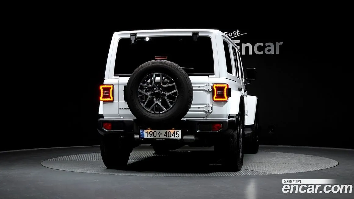Jeep Wrangler — фото 6