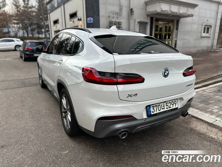BMW X4 — фото 3