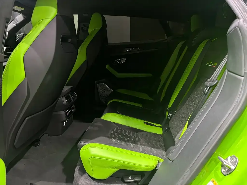 Lamborghini Urus — фото 6
