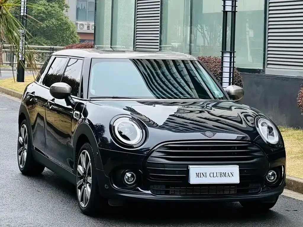 MINI Clubman — фото 4