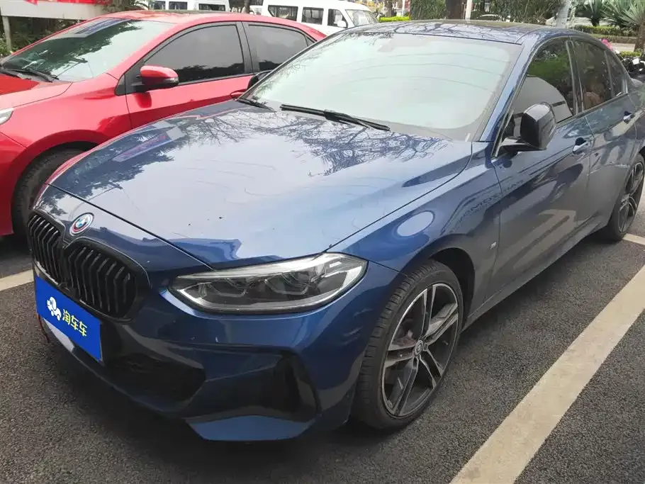 BMW 1 Series — фото 1