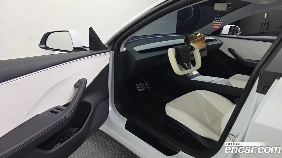 Tesla Model 3 — фото 10