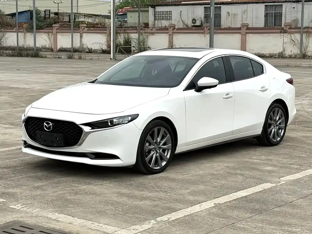 Mazda 3 Axela — фото 5