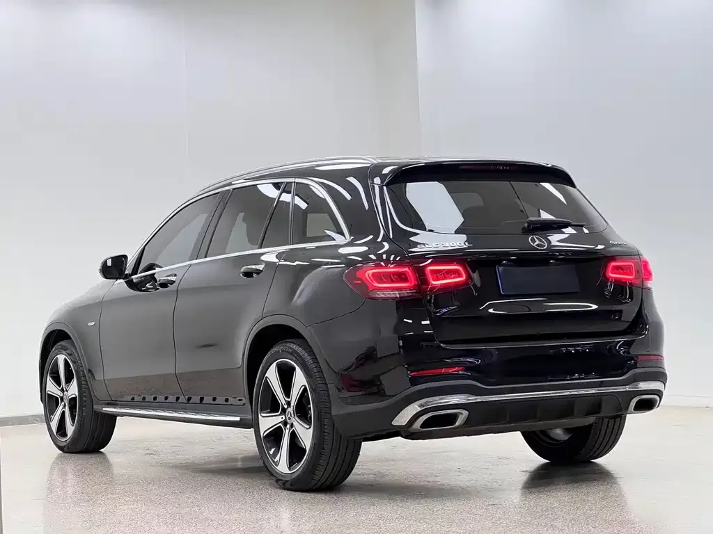 Mercedes-Benz GLC — фото 7