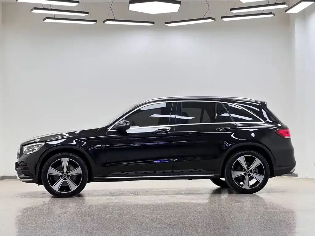 Mercedes-Benz GLC — фото 6