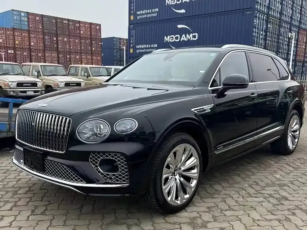 Bentley Bentayga — фото 1